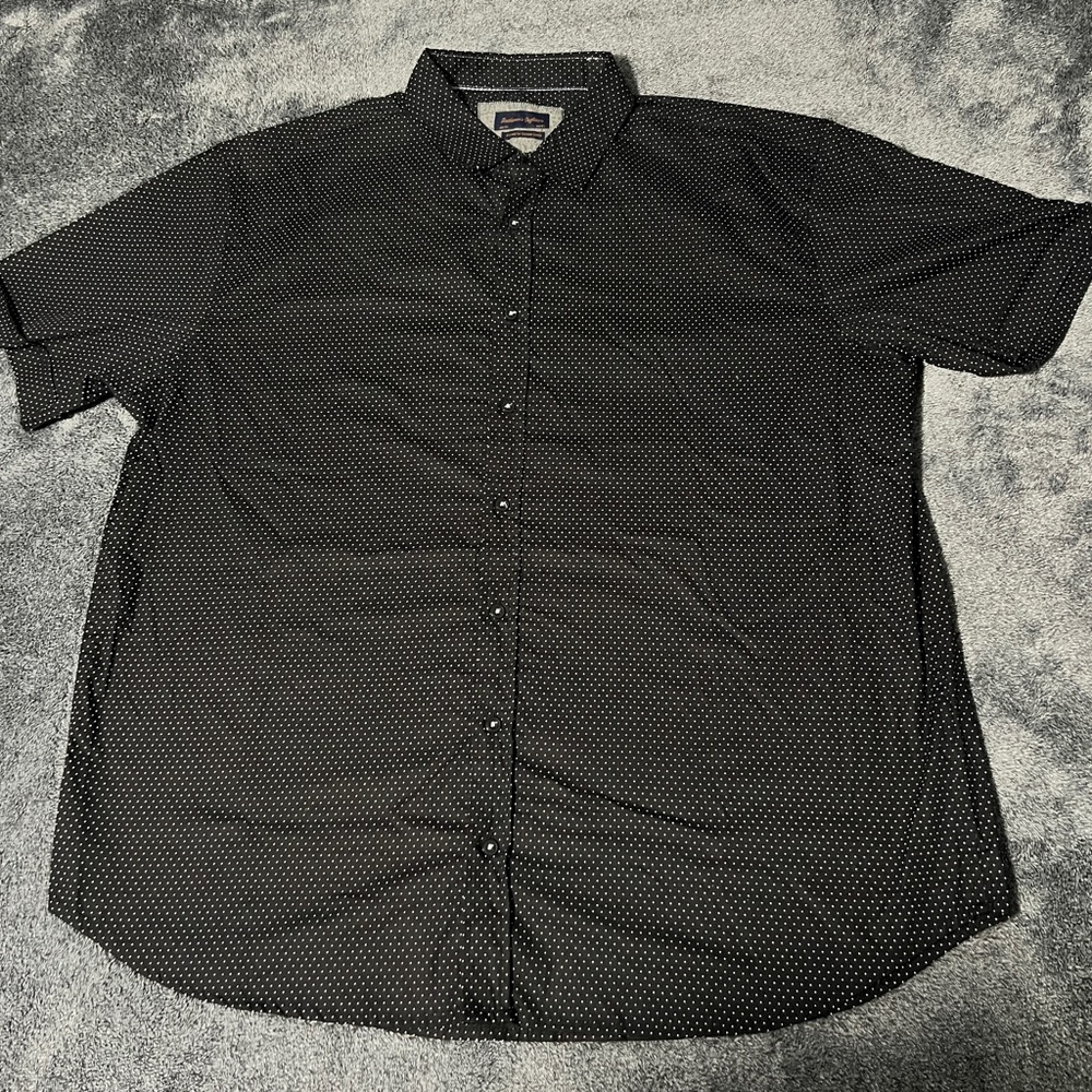 Gentlemen’s Outfitters Button Down